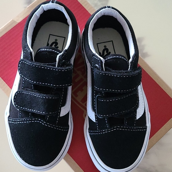 Kids shoes toddler size 10 in a half - Picture 3 of 3